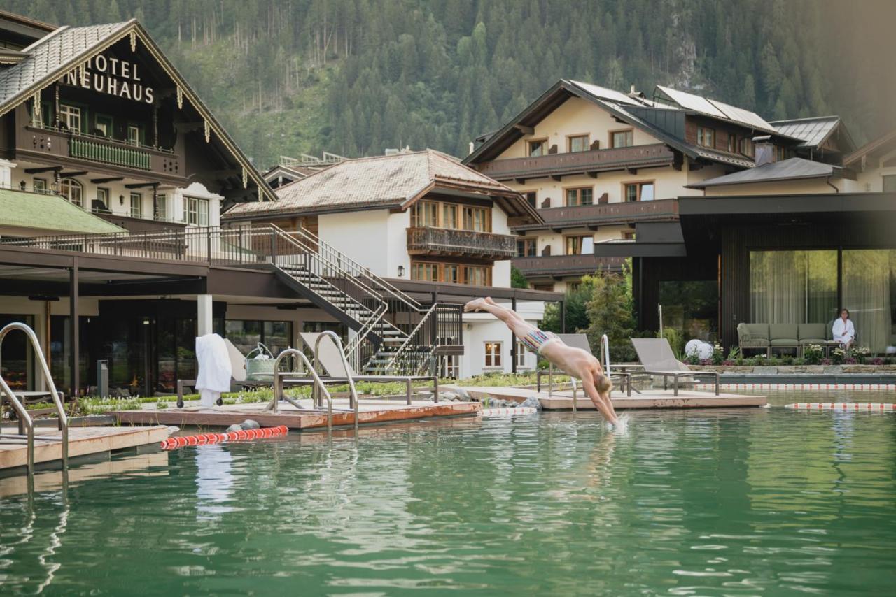 Neuhaus Zillertal Resort Майрхофен Экстерьер фото